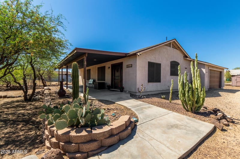 38018 23rd Ave, Phoenix, AZ 85086