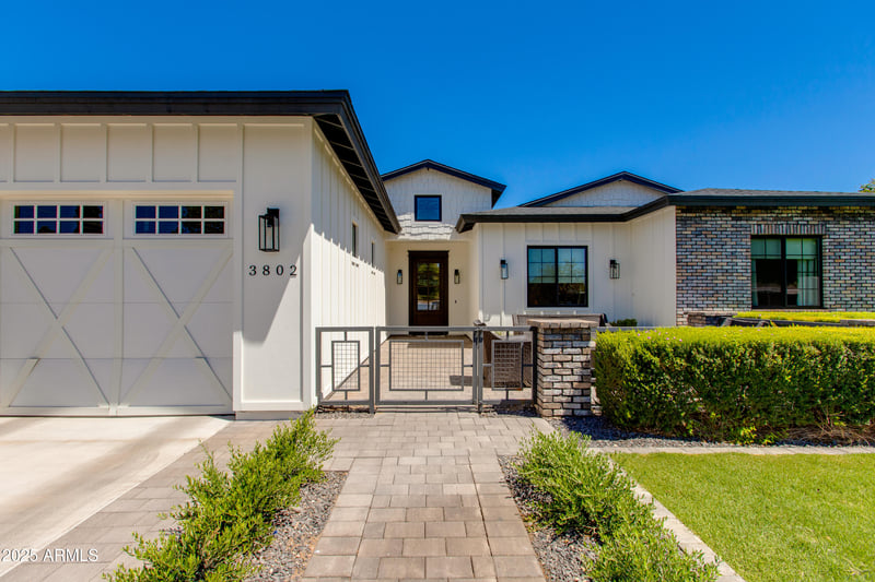 3802 E Highland Ave, Phoenix, AZ 85018