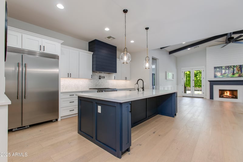 3802 E Highland Ave, Phoenix, AZ 85018