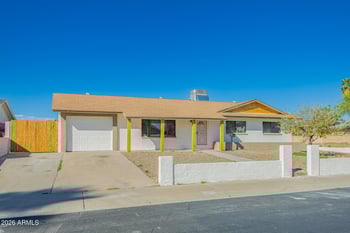 3802 Mauna Loa Ln, Phoenix, AZ 85053