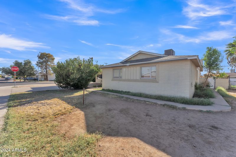 3802 N 55th Dr, Phoenix, AZ 85031