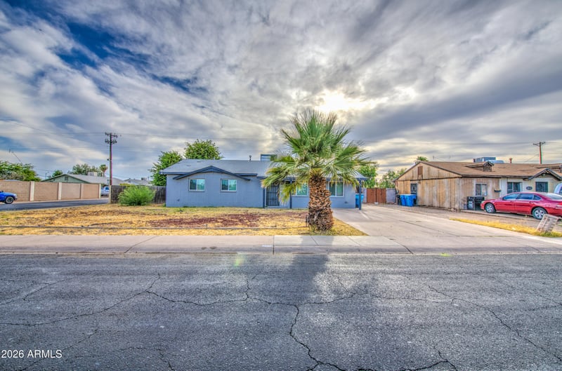 3802 79th Ave, Phoenix, AZ 85033