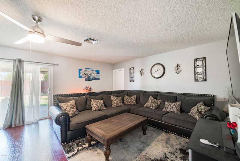 3802 W Charleston Ave, Glendale, AZ 85308