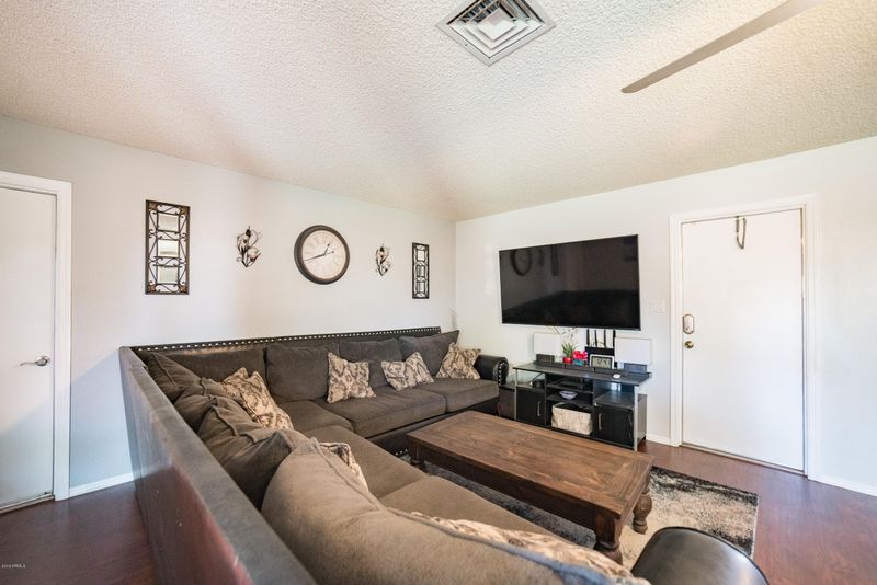 3802 W Charleston Ave, Glendale, AZ 85308