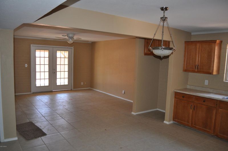 3802 W Seldon Ln, Phoenix, AZ 85051