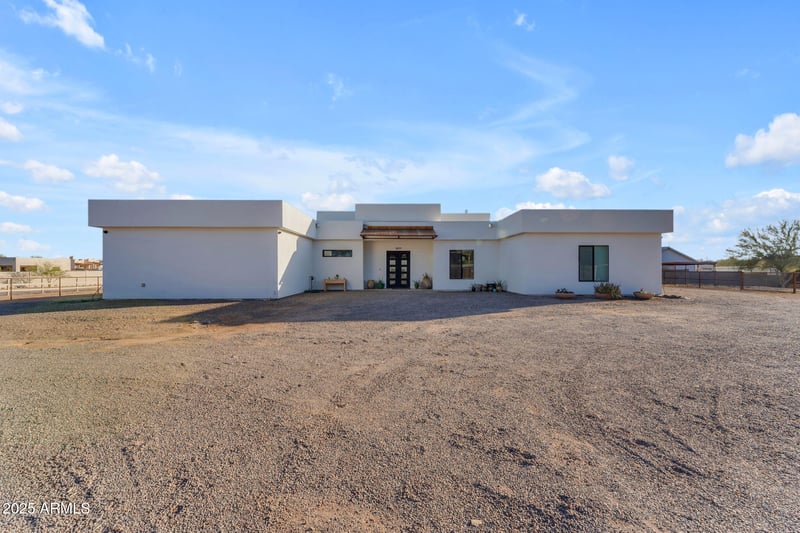 38024 15th Ave, Phoenix, AZ 85086