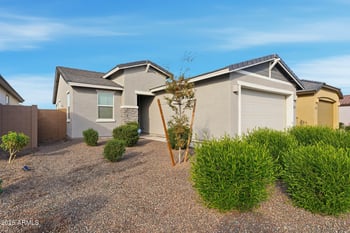38030 Front Runner Ln, San Tan Valley, AZ 85140