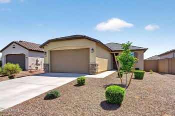 38035 Farmhouse Way, San Tan Valley, AZ 85140