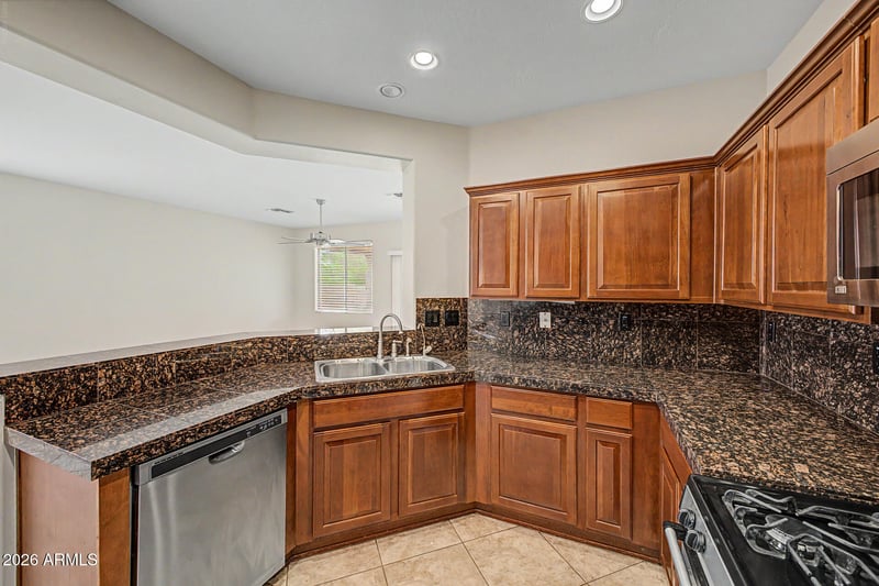 3804 W Rising Sun Rd, Anthem, AZ 85086