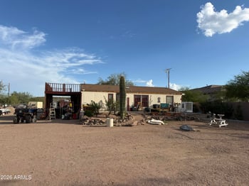 3805 Dynamite Blvd, Phoenix, AZ 85083