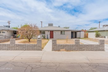 3806 64th Dr, Phoenix, AZ 85033