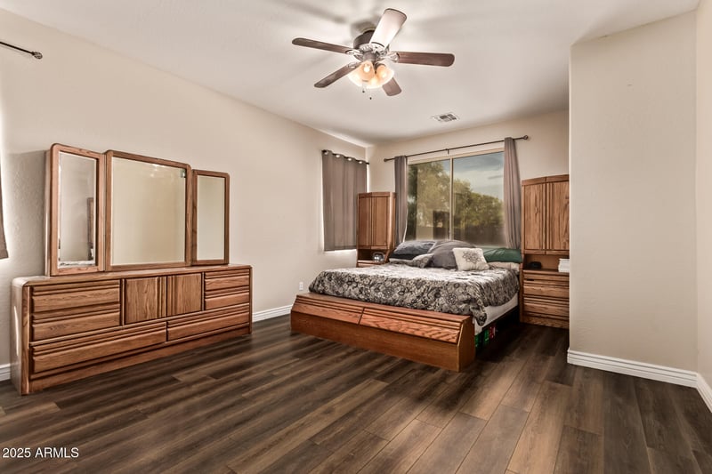 3806 Packard Dr, Gilbert, AZ 85297