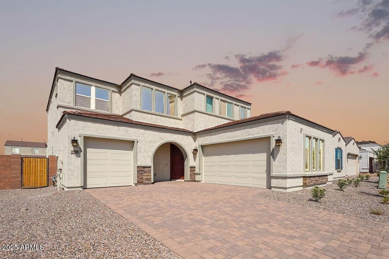 38066 Hackberry St, San Tan Valley, AZ 85140