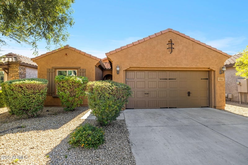 3807 Ember Glow Way, Phoenix, AZ 85050
