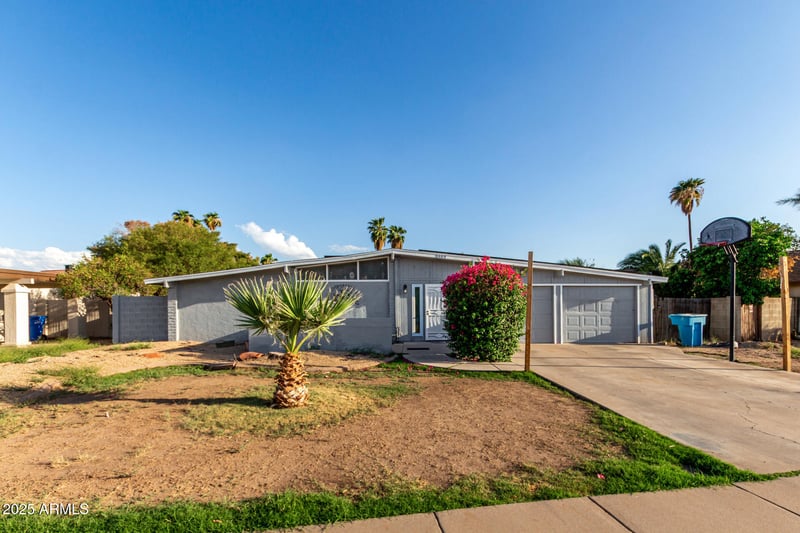 3807 Mercer Ln, Phoenix, AZ 85029