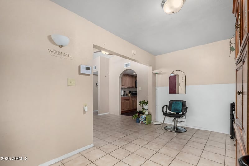 3807 Mercer Ln, Phoenix, AZ 85029