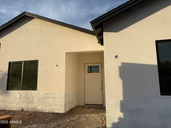 3808 Piccadilly Rd, Phoenix, AZ 85018