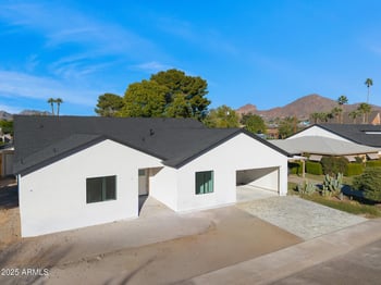 3808 Piccadilly Rd, Phoenix, AZ 85018