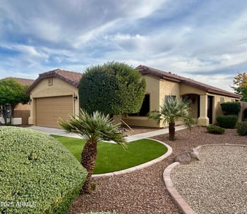 3809 Five Mile Peak Dr, San Tan Valley, AZ 85144