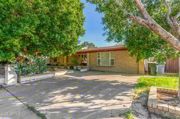 3809 Rue De Lamour Ave, Phoenix, AZ 85029