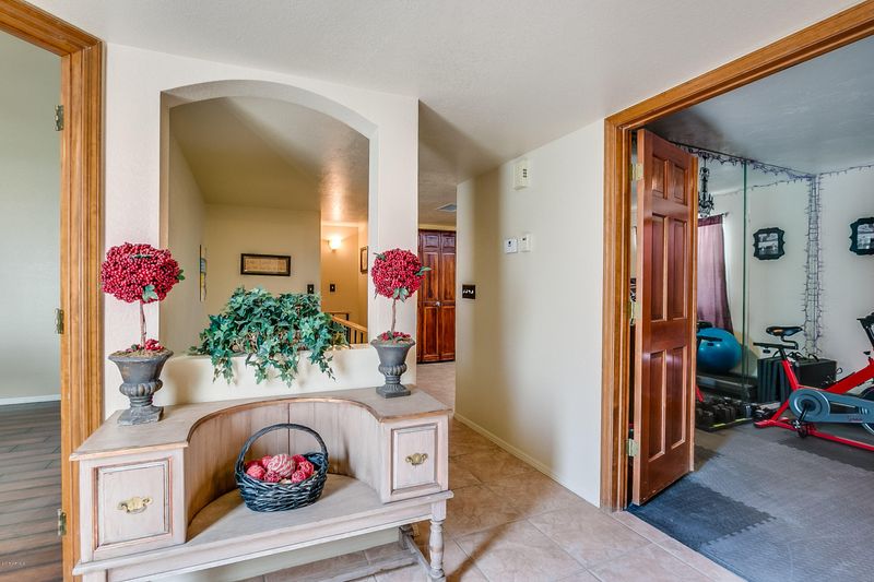381 E Breckenridge Way, Gilbert, AZ 85234