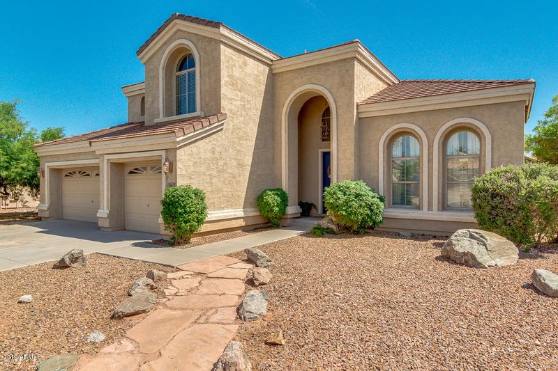 381 E Horseshoe Ave, Gilbert, AZ 85296
