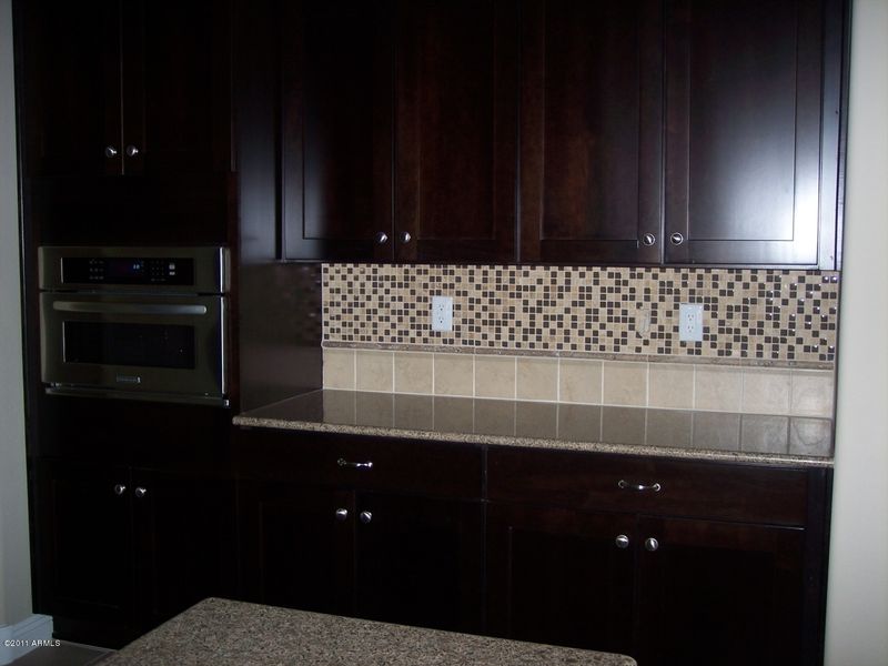 3810 E Cat Balue Dr, Phoenix, AZ 85050