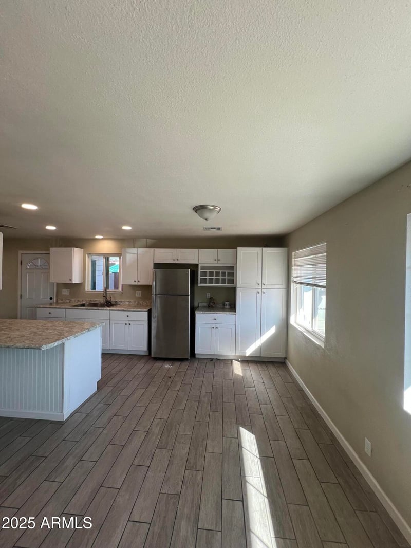 3810 San Miguel Ave, Phoenix, AZ 85019