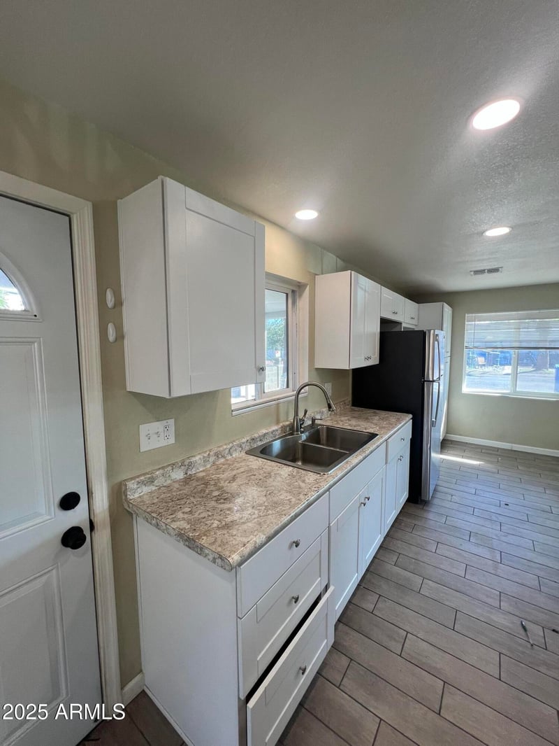 3810 San Miguel Ave, Phoenix, AZ 85019