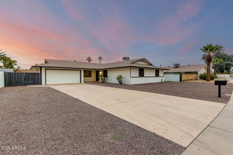 3810 Yucca St, Phoenix, AZ 85029