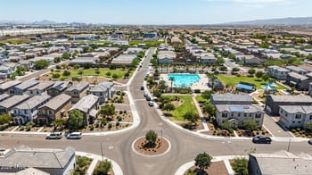 3811 57th Dr, Phoenix, AZ 85043