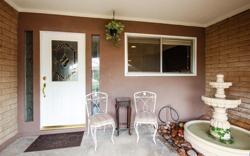 3811 W Harmont Dr, Phoenix, AZ 85051