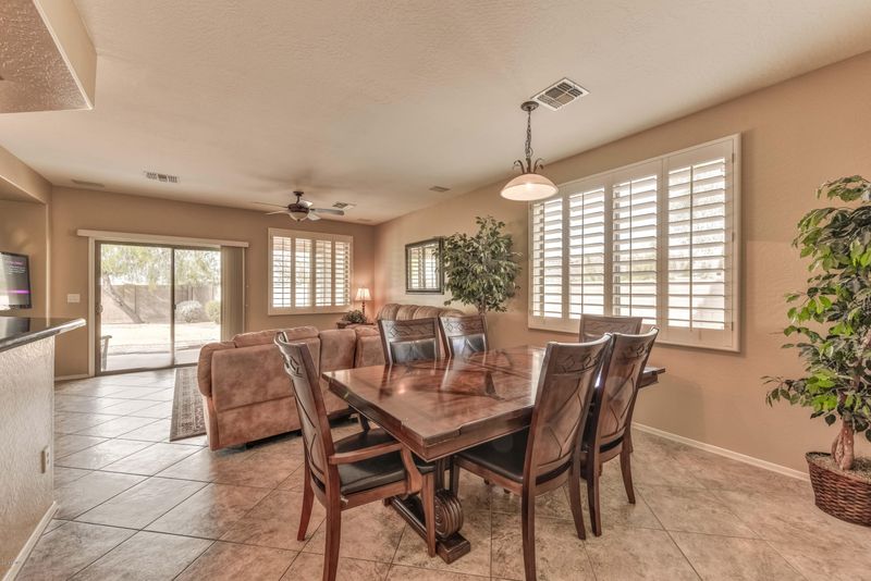 38114 N Hudson Trl, Anthem, AZ 85086