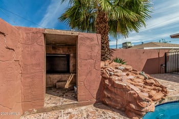 3812 Thomas Rd, Phoenix, AZ 85019