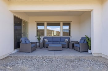 3812 Lodge Dr, Laveen, AZ 85339