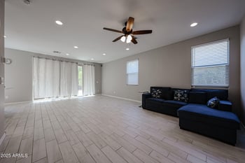 3813 Branham Ln, Phoenix, AZ 85042
