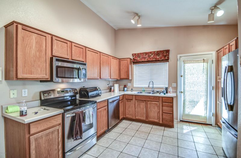 3813 W Commonwealth Ave, Chandler, AZ 85226