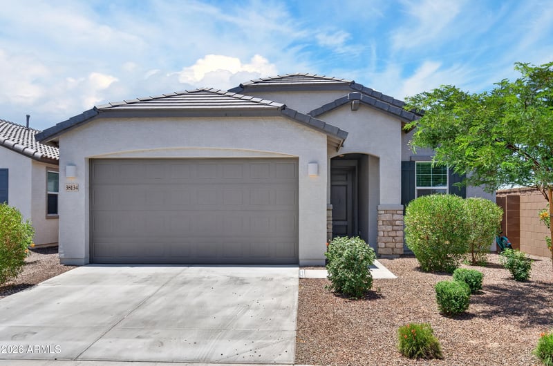 38134 Longbow Way, San Tan Valley, AZ 85140