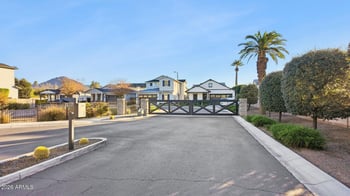 3814 Crittenden Ln, Phoenix, AZ 85018