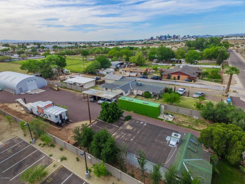 3814 S 9th St, Phoenix, AZ 85040
