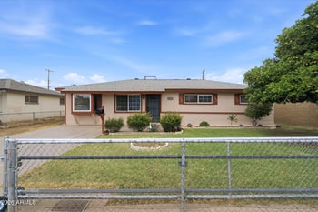 3814 Mulberry Dr, Phoenix, AZ 85019