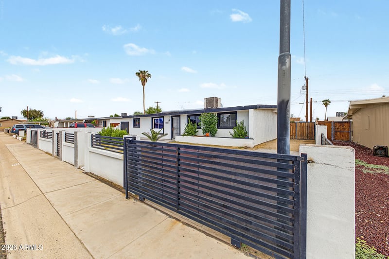3815 N 50th Dr, Phoenix, AZ 85031