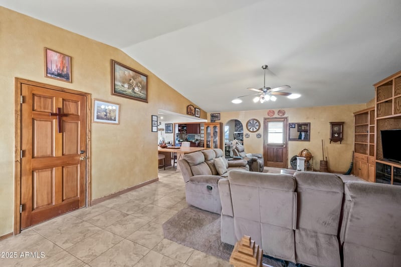 3816 Grove Ave, Mesa, AZ 85206