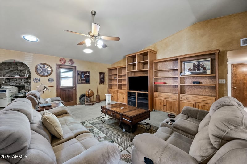 3816 Grove Ave, Mesa, AZ 85206