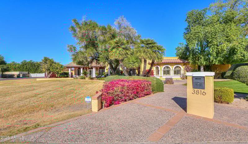 3816 Minton Pl, Mesa, AZ 85215
