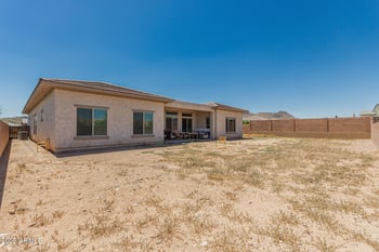 3816 W White Feather Ln, Phoenix, AZ 85083
