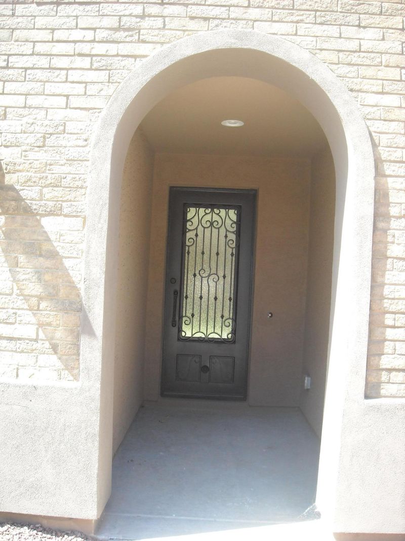 3817 E Gideon Way, Gilbert, AZ 85296