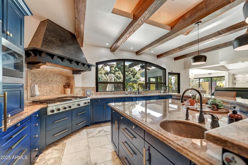 3817 Jokake Dr, Scottsdale, AZ 85251