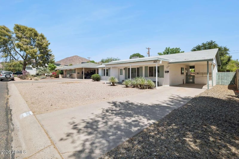 3817 N 49th Pl, Phoenix, AZ 85018