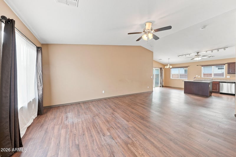 3817 S 185th Dr, Goodyear, AZ 85338